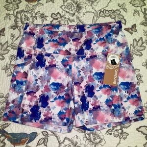Sedona workout shorts with pockets